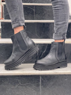 BORCEGOS SOPHIE NEGRO - comprar online