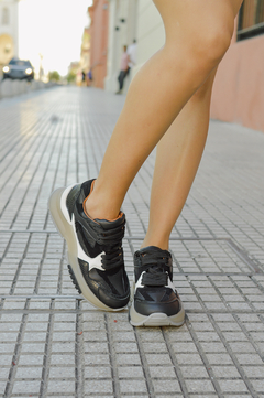 BISCAYNE BLACK - comprar online