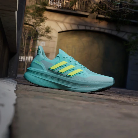 Imagem do Tênis Adidas Ultraboost 5 - JQ2909