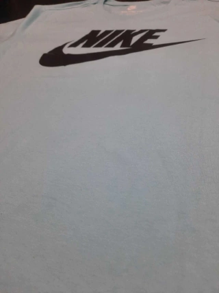 Camiseta Nike Sportswear Azul-Claro + Preto BV0622-497