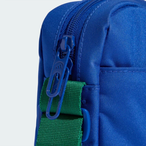Bolsa Adidas Tiro Graphic Organizer - KD9880 na internet