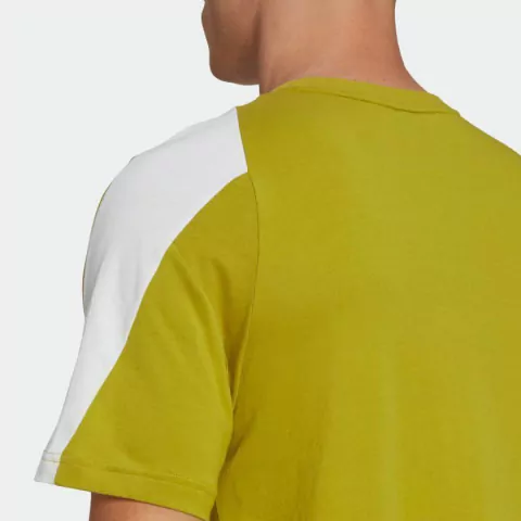 Imagem do Camiseta Future Icons Embroidered Badge of Sport HK2170