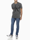 Camiseta Mc Ckj Masc Logo Calvin Klein - CM3OC01TC967-0984 - Chumbo na internet