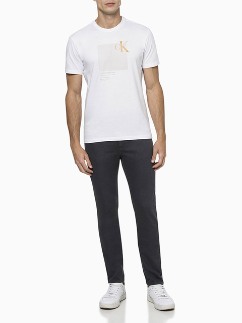 Camiseta Calvin Klein Jeans mc ckj Masc CK Texture Branco - CM3OC01TC991-0900 na internet