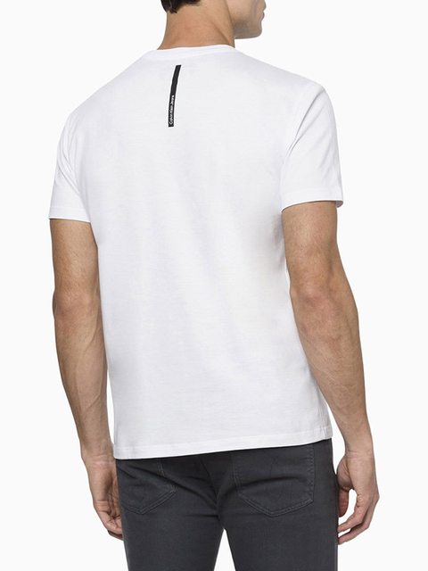 Camiseta Calvin Klein Jeans mc ckj Masc CK Texture Branco - CM3OC01TC991-0900 - comprar online