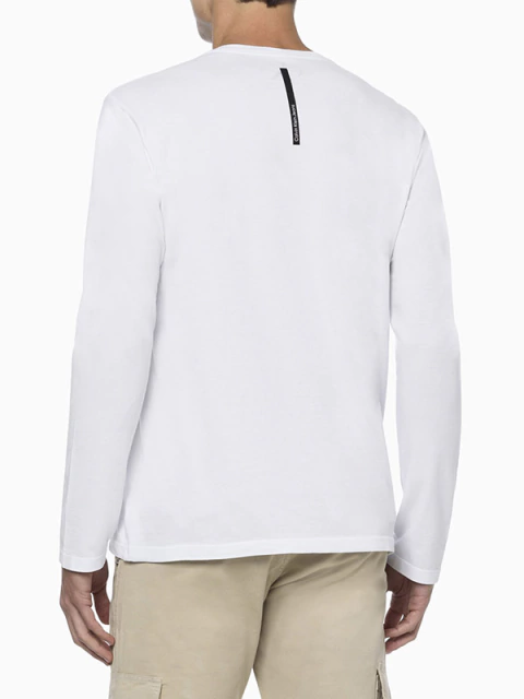 Camiseta Ml CKJ Masc Re Issue Peito - CM3OC01TL864-0900 - Branca - comprar online