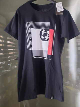 Camiseta Estampada Titular Jeans Preta & Branca 12943.111