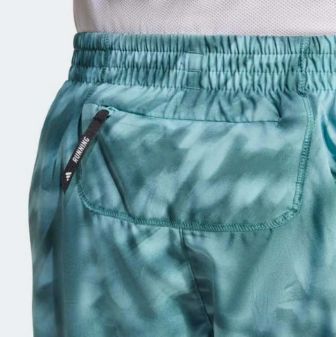 Imagem do Shorts Adidas Masculino Own the Run com estampa - JL8708