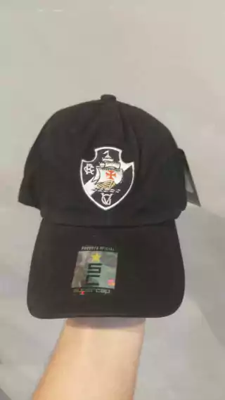 Boné Vasco da Gama Tinturado com Bordado Escudo Frontal Julia PT - 33338