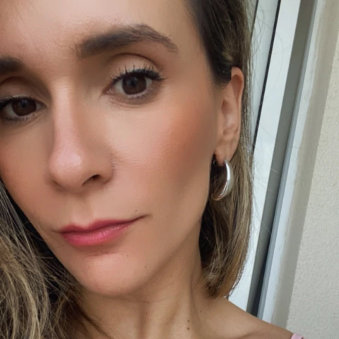 BRINCO MONA MÉDIO PRATEADO - comprar online