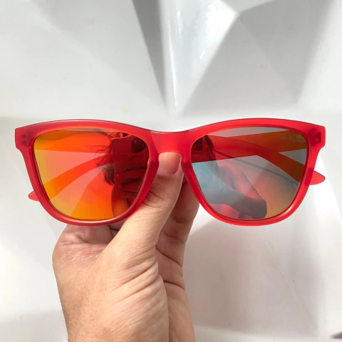 ÓCULOS DE SOL MAXI VERMELHO ESPELHADO