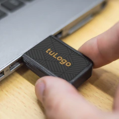 Carcasa para pendrive en internet