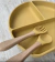 Plato con divisiones + cuchara + tenedor - Mostaza en internet