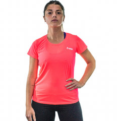 REMERA TRAINING CORAL MUJER
