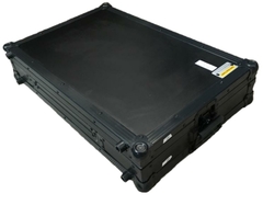Case Traktor Kontrol S4 mk3 com rodas black - comprar online