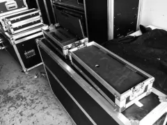 Flight Case Rack 4u Com Tampas Com Espaço Para Microfone na internet