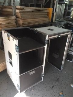 Case Rack, 8u + Mesa + Gaveta. Tampa Que Vira Bancada Preto - Universalcases