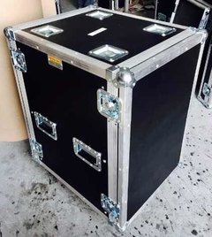 Road Case Rack 16u C/ Rodas E Suporte Empilhamento