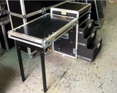 Road Case 3 Gavetas + 2u + Bancada Lateral MLZF