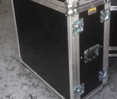 Flight Case Para 2 Cabeçotes MLZF - comprar online