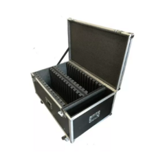 Flight Case Para 30 Notebooks + Acessórios Com Rodas MLZ