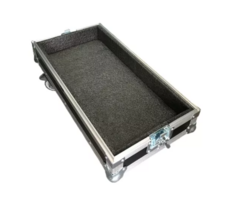 Flight Case Para Fender Bassman Com Rodas MLZ - comprar online