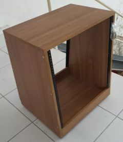 Rack 12u Para Estúdio Angulado Padrao Freijó Home Estudio MLZ - Universalcases