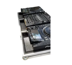 Flight Case Combo Para 2 Cdj-2000 Nxs 2 + Djm-900 Nxs2 MLZ - Universalcases