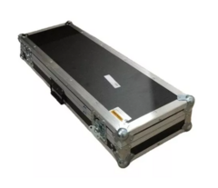 Flight Case Para M-audio Axiom Pro 61 Com Espaço Pedal MLZ - comprar online