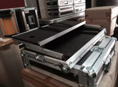 Flight Case Para Prioneer Ddj-rz Com Suporte Deslizante Note MLZF - comprar online