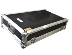 Case Para Mesa Phonic AM3242 MLZ