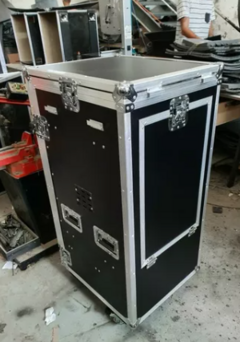 Case Rack 12u E Mesa Com Tampa Vira Bancada MLZF - Universalcases