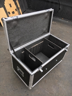 case bau 70x40x40 com rodas e divisórias removivei - comprar online