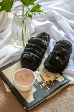 ♥ PANTUFLAS NEGRAS CERRADAS ♥ - comprar online