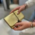 Billetera Marc Napa Bridge oro - comprar online