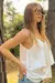 Musculosa Raso Con Volado VTK 1726 - comprar online