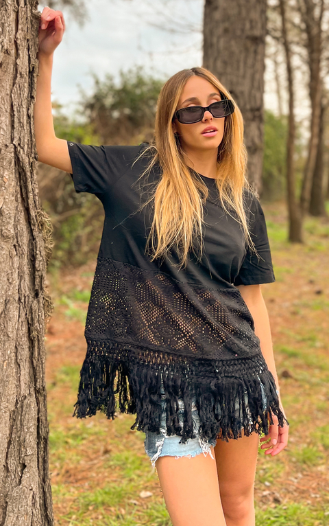 Remera Amplia Con Crochet y Flecos - comprar online