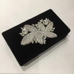 Clutch Velvet