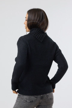 Sweater cuello alto