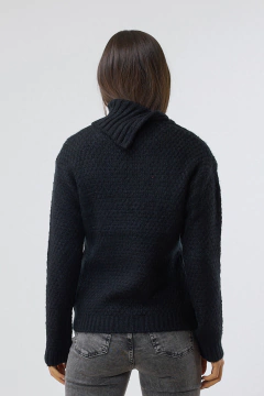 Sweater cuello alto - comprar online