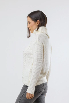 Sweater cuello alto - comprar online