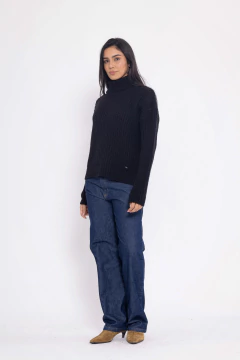 Imagen de Sweater clasico con cuello
