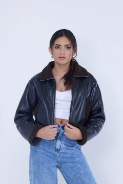 Campera gamulan Cleo en internet