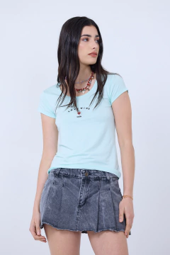 Remera Love wins en internet
