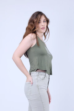 Musculosa botones Be kind | ULTIMOS TALLES - scombro