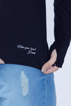 Remera manga larga Follow your heart - scombro