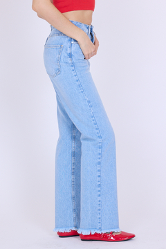 Jean recto desflecado Chiara - comprar online