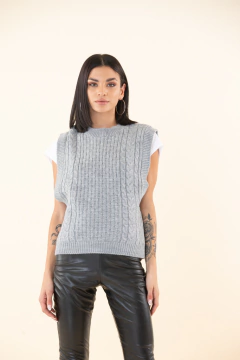 Chaleco tejido basico | ULTIMOS TALLES