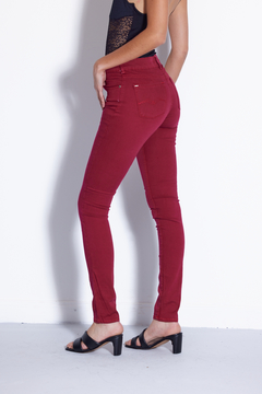 Jean bordo Susy V | Ultimos talles - comprar online