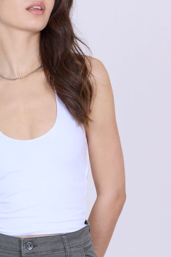 Top cuello halter - comprar online